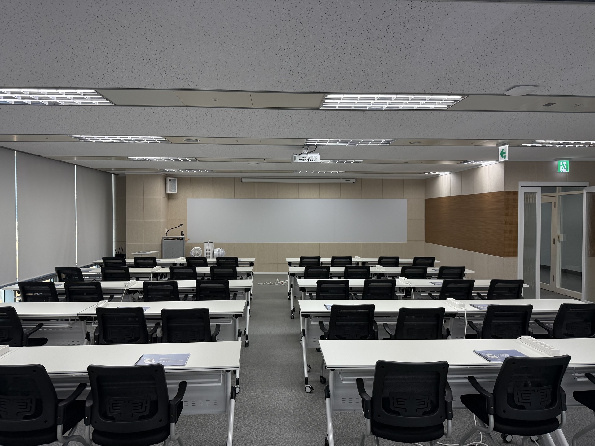 DMC타워 교육장 정면 시점